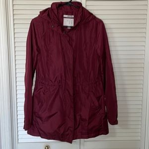 Water resistant hooded jacket
